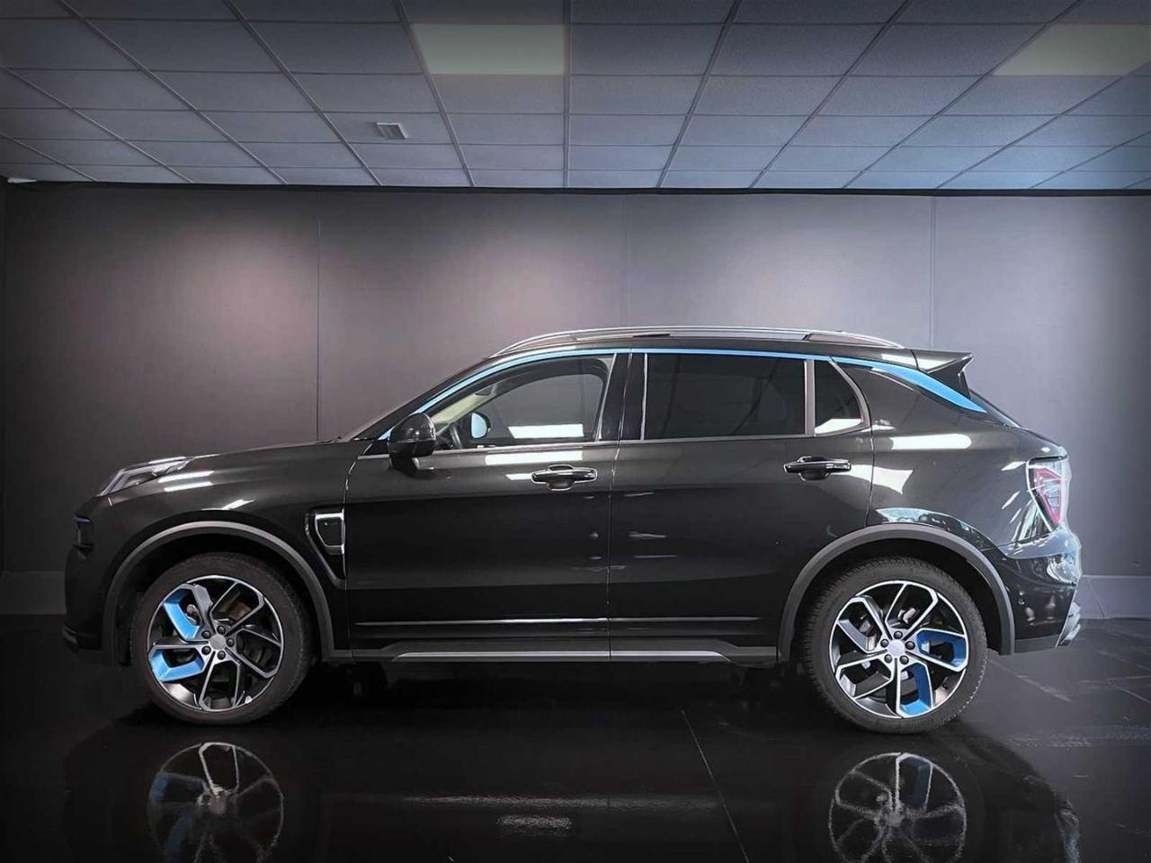 Lynk & Co 01 1.5 PHEV DCT promo fin