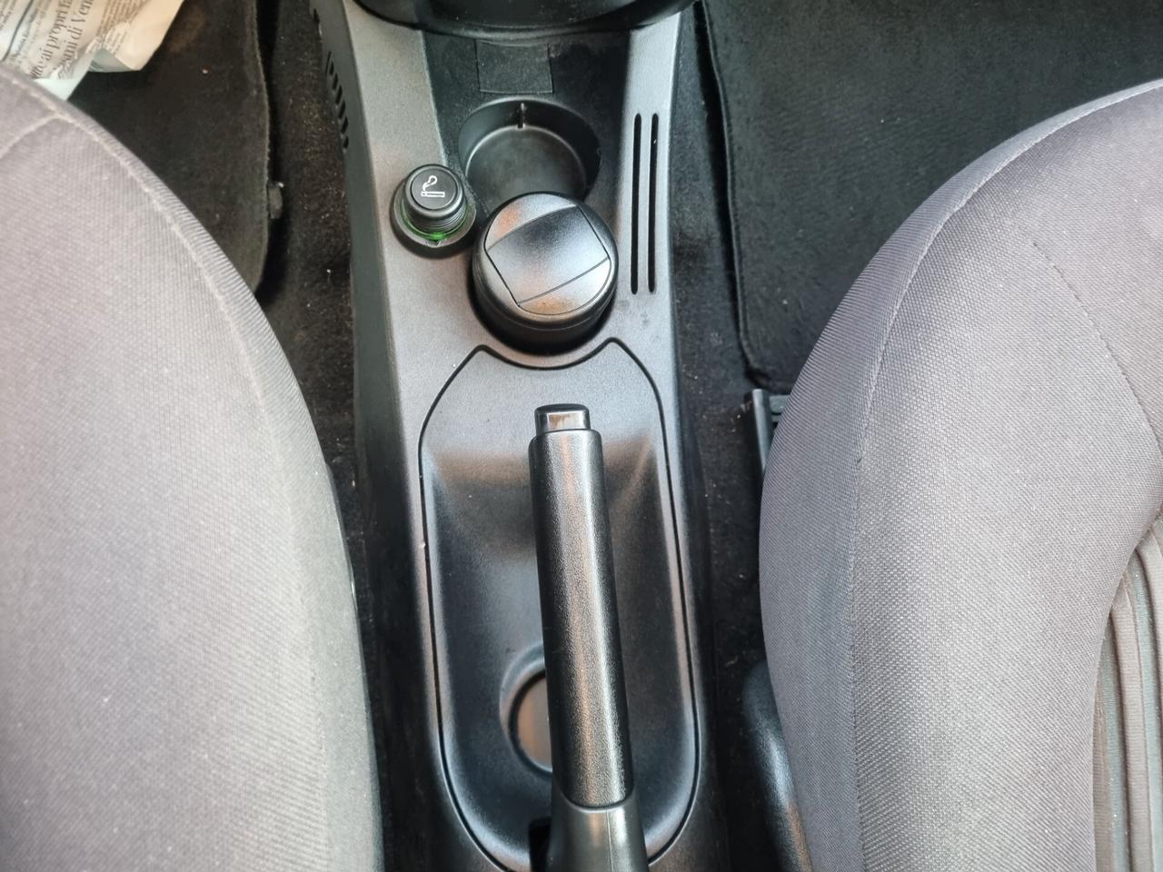 Lancia Ypsilon 1.4 Oro Ecochic GPL