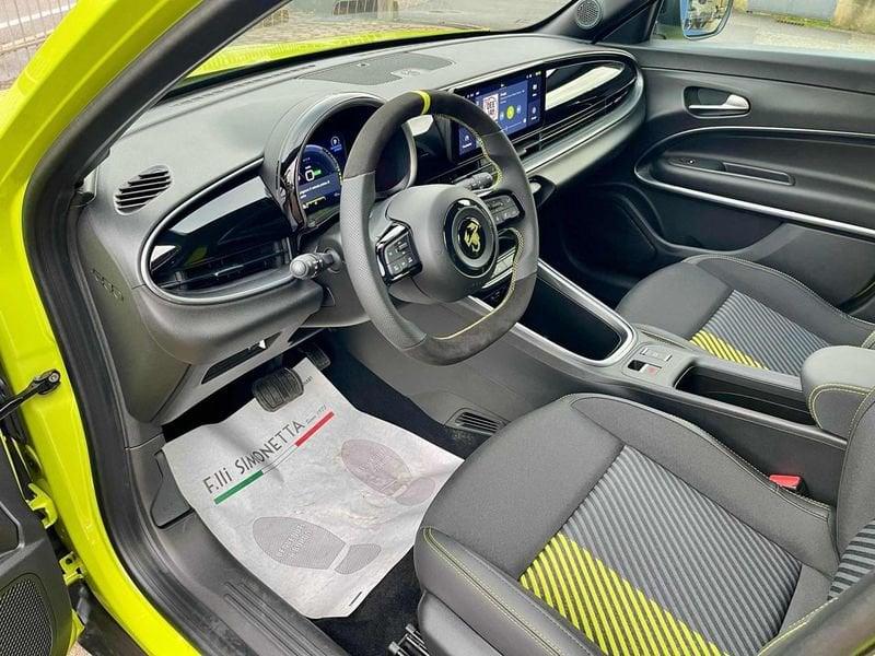 Abarth 600e 54KWH Turismo 240CV - NUOVA