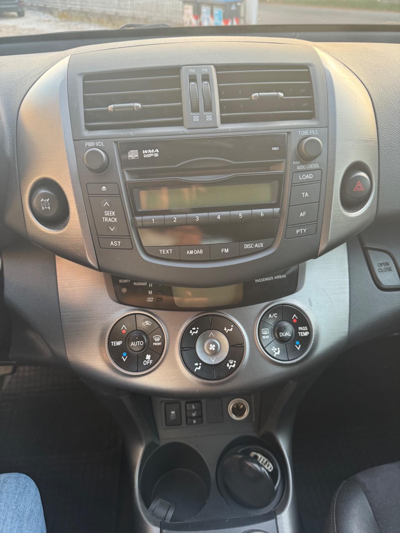 Toyota RAV 4 RAV4 Crossover 2.2 D-4D 150 CV DPF Exclusive