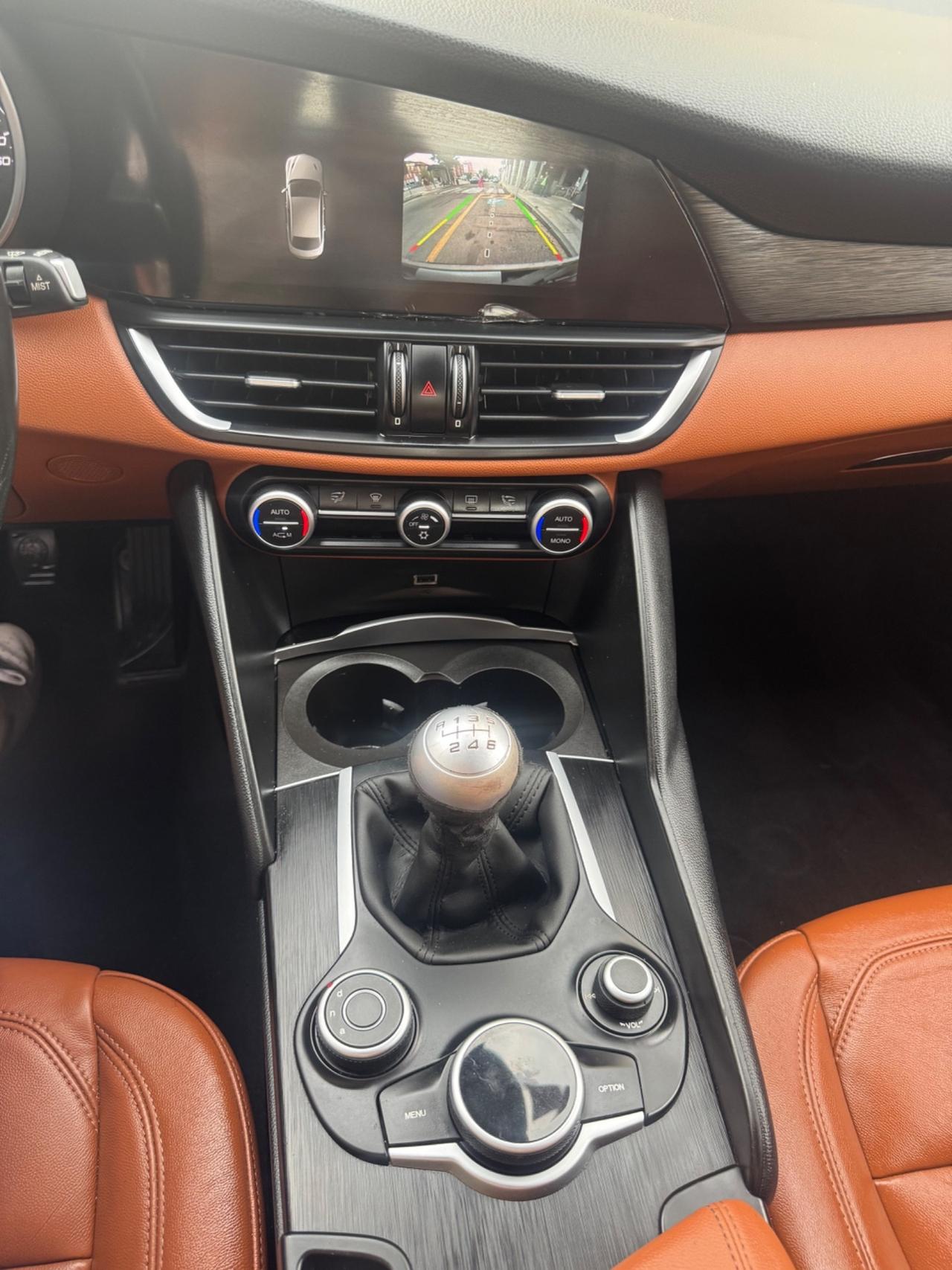 Alfa Romeo Giulia 2.2 150 CV Super Unicoproprietario