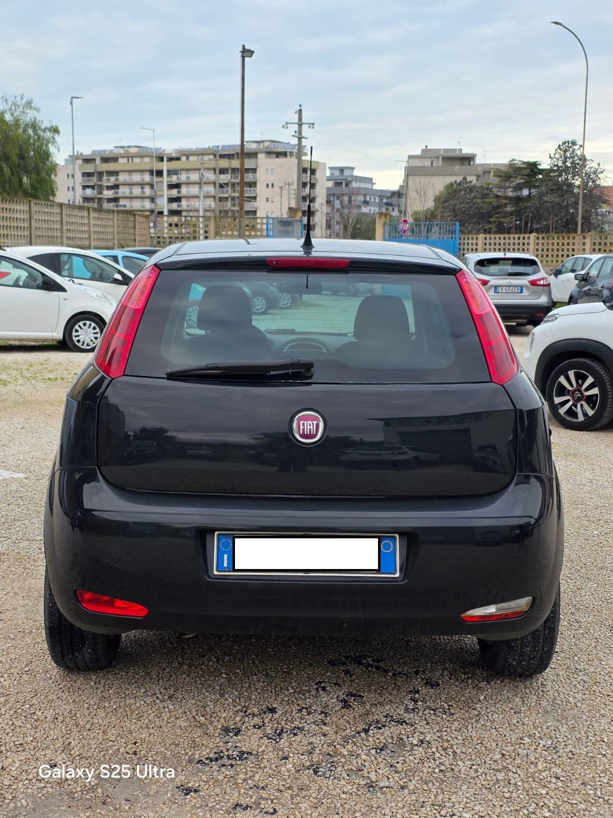 Fiat Punto 1.3 MJT II S&S 95 CV 5 porte Street 2018