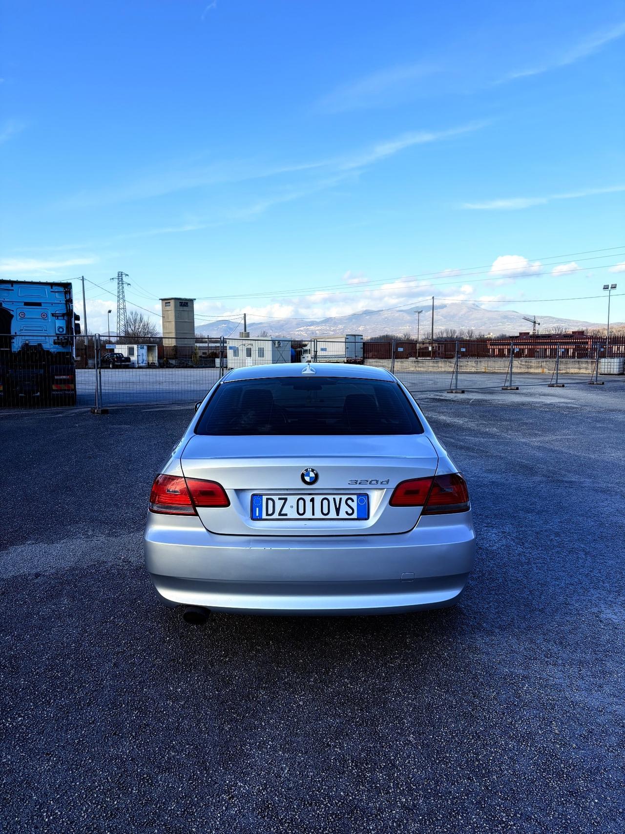 Bmw 320 320d xDrive cat Coupé Attiva