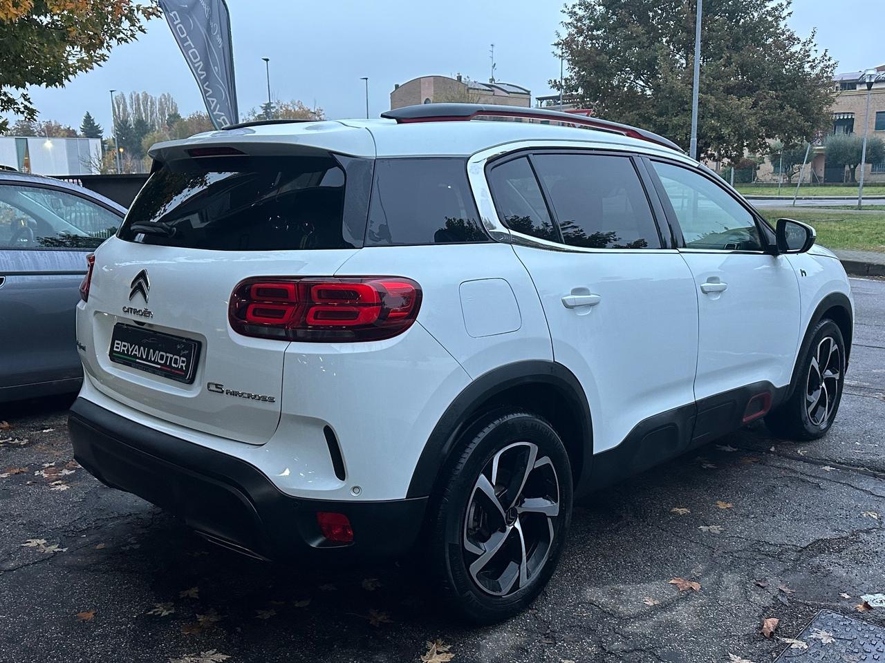Citroen C5 Aircross Hybrid 225 E-EAT8 Shine