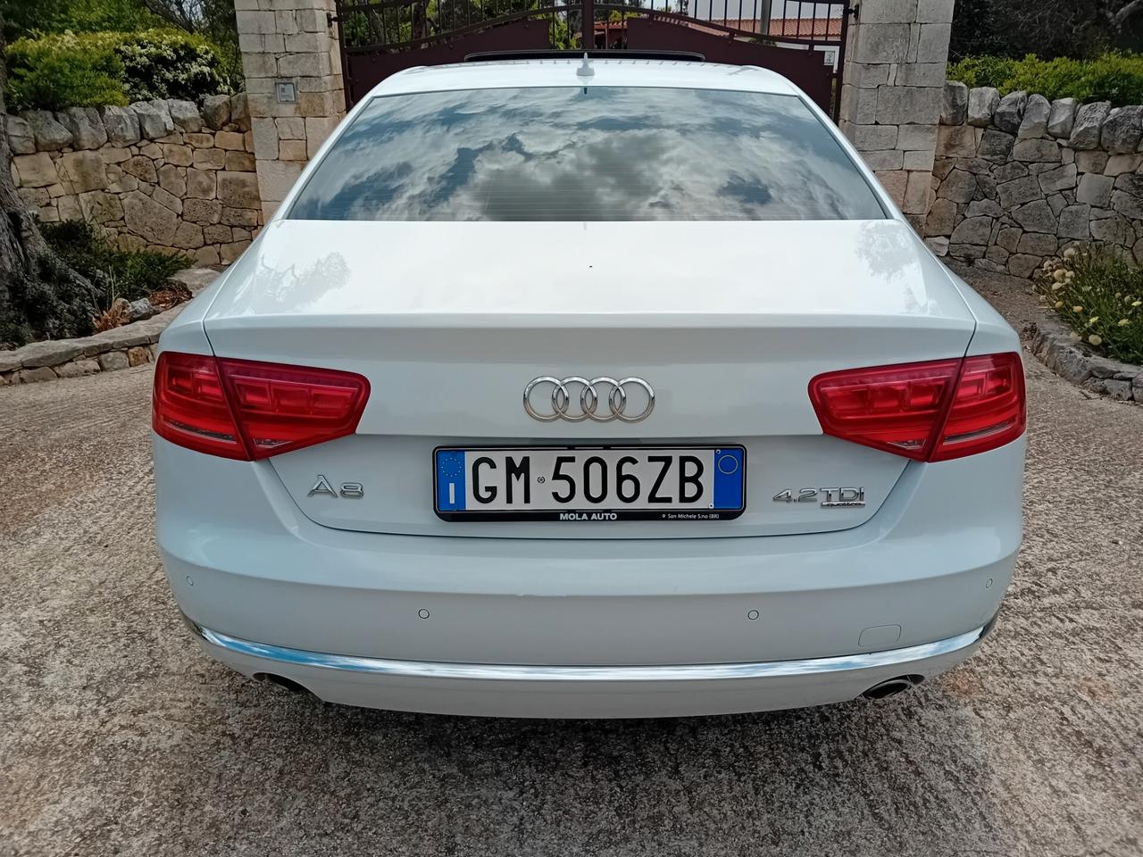 Audi A8 4.2 V8 TDI quattro