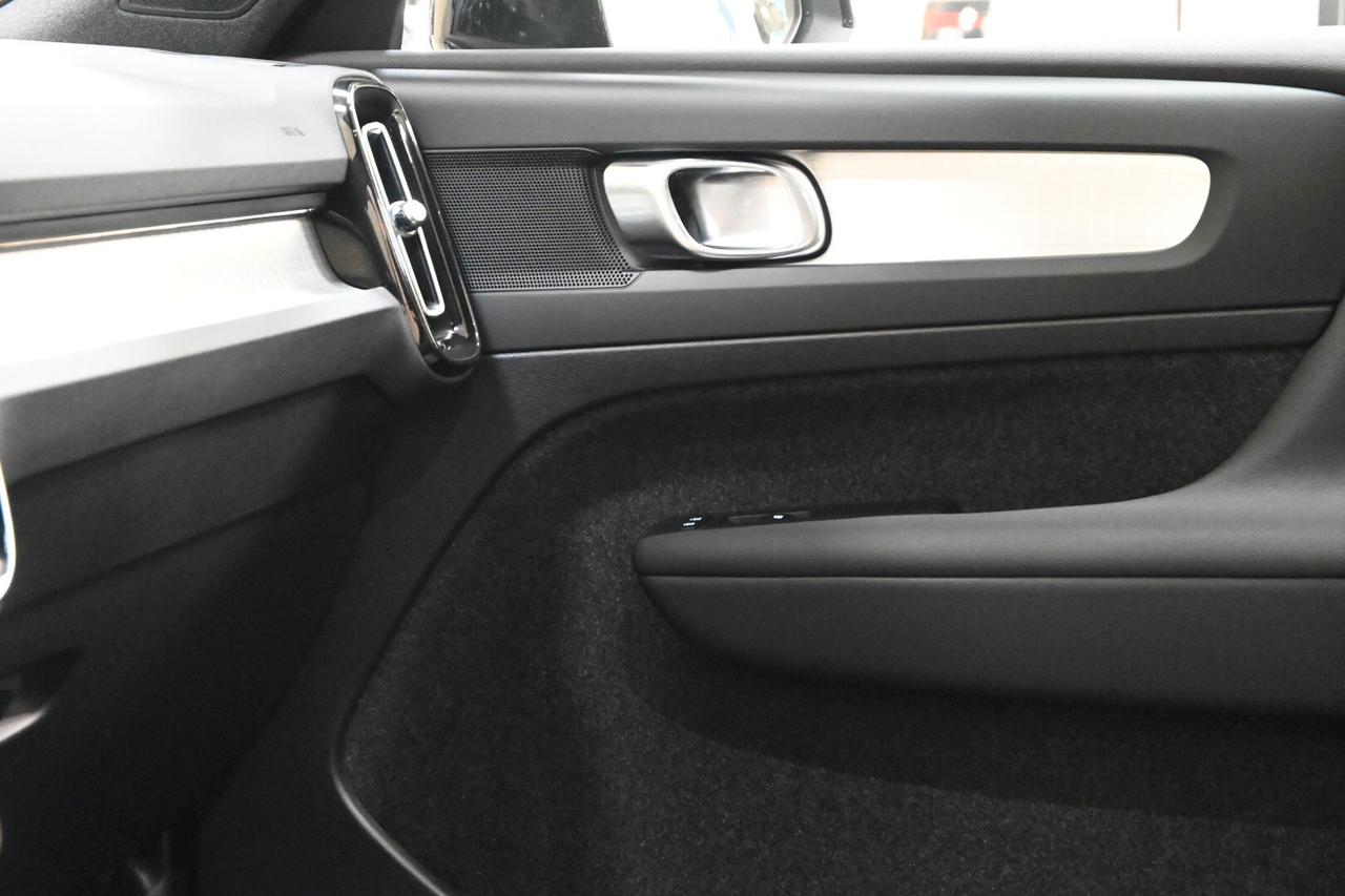 VOLVO XC40 (2017-->) XC40 T2 automatico Core