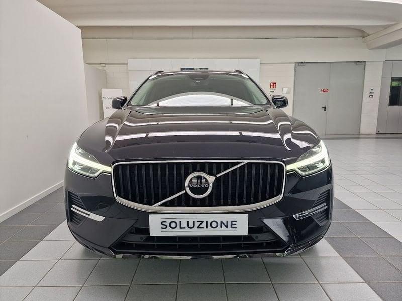 Volvo XC60 B4 (d) AWD Geartronic Momentum AUTOCARRO N1