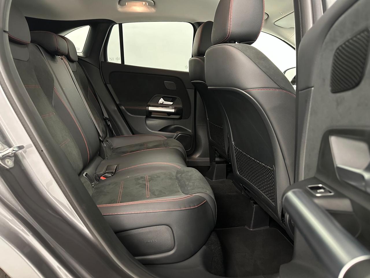 Mercedes-benz GLA 180 Automatic Premium