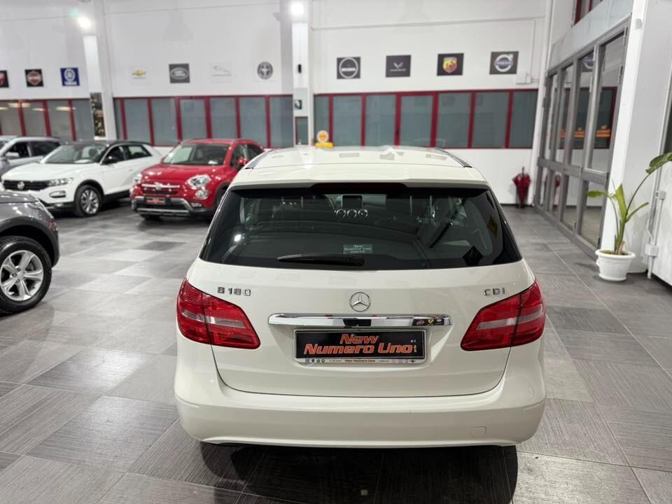 Mercedes Classe B 180 110cv Executive 2013