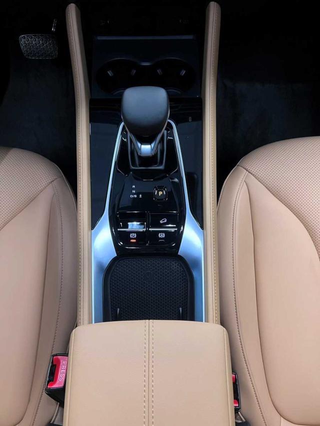 MG HS 1.5T-GDI AT Luxury - ULTIMA DISPONIBILITÀ!