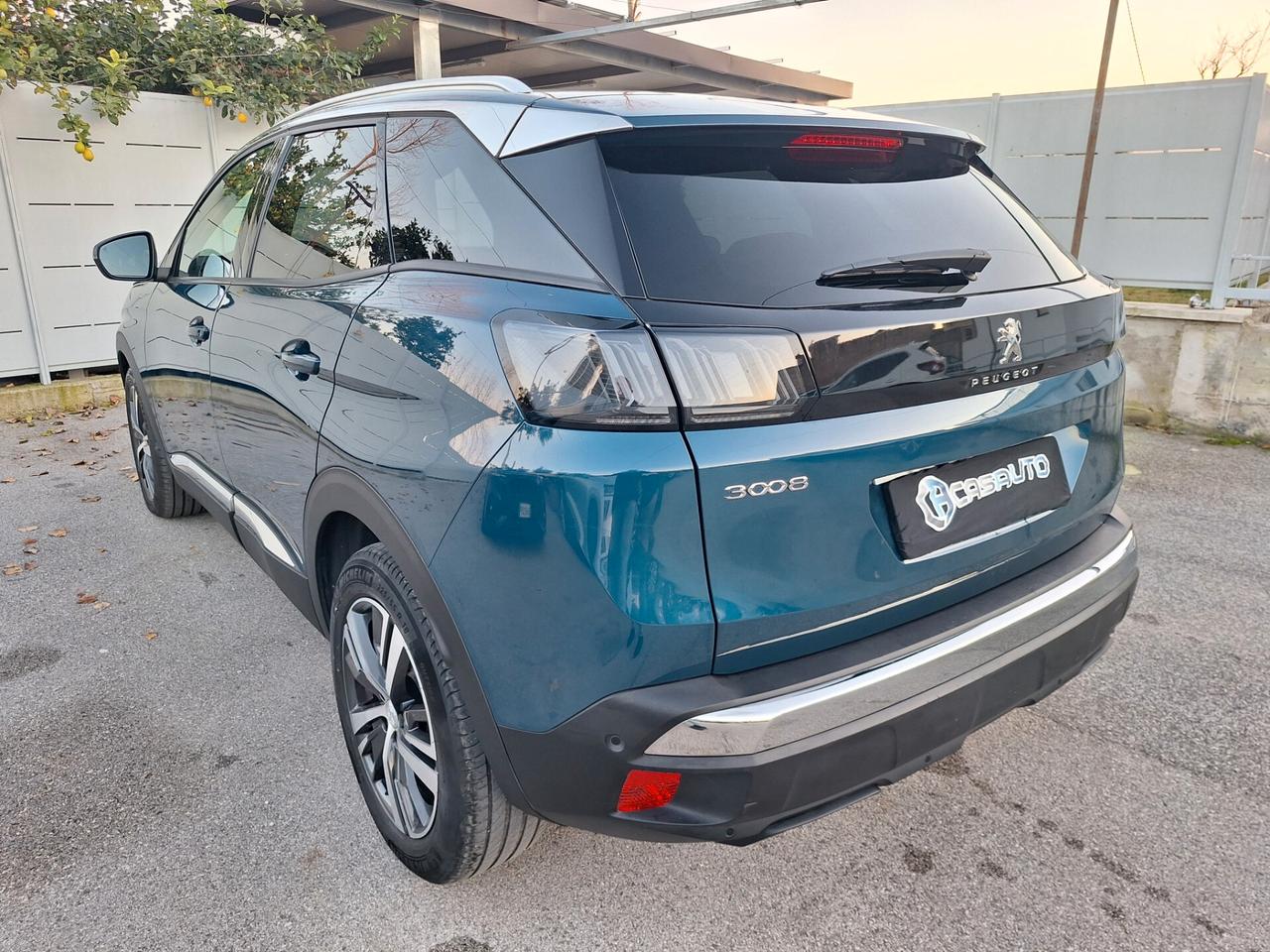 Peugeot 3008 ALLURE PACK 1.5 HDi 130cv S&S EAT8 NAV+RETROCAM. -2021