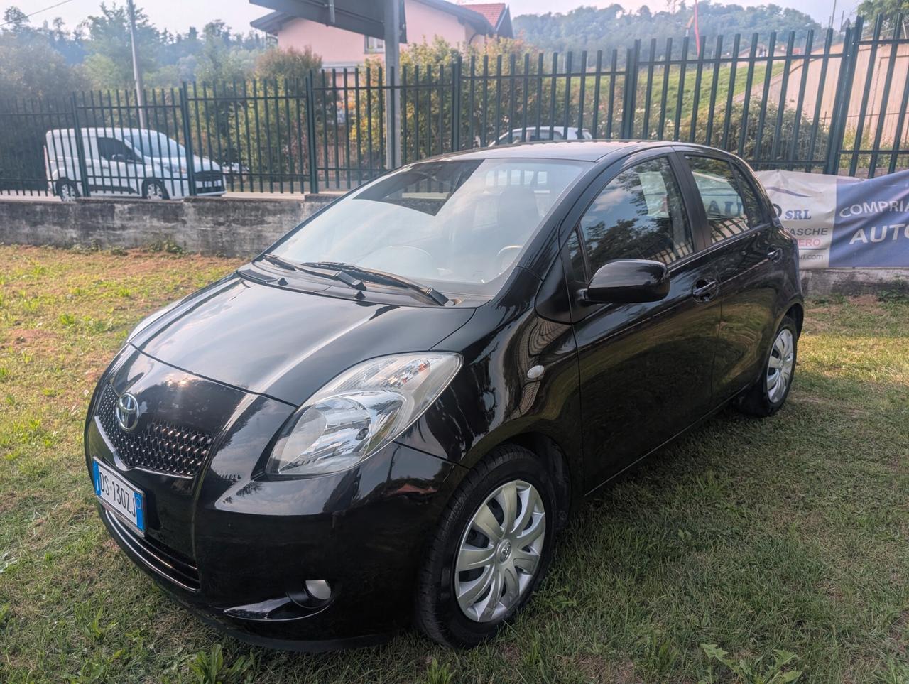 Toyota Yaris 1.3 5 porte Sol UNICO PROPRIETARIO
