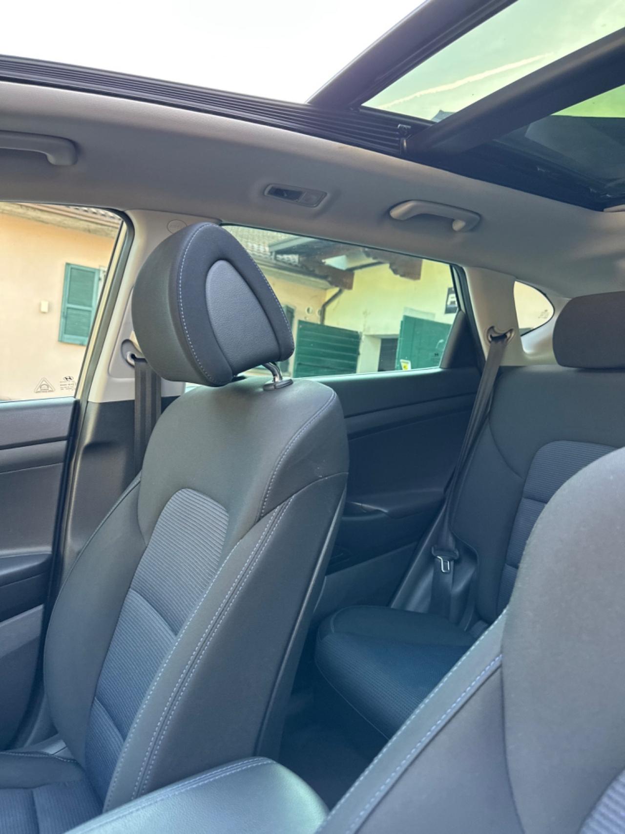 Hyundai TUCSON 1.7 CRDi XPOSSIBILE KMCERT GARANZ UNICOPR