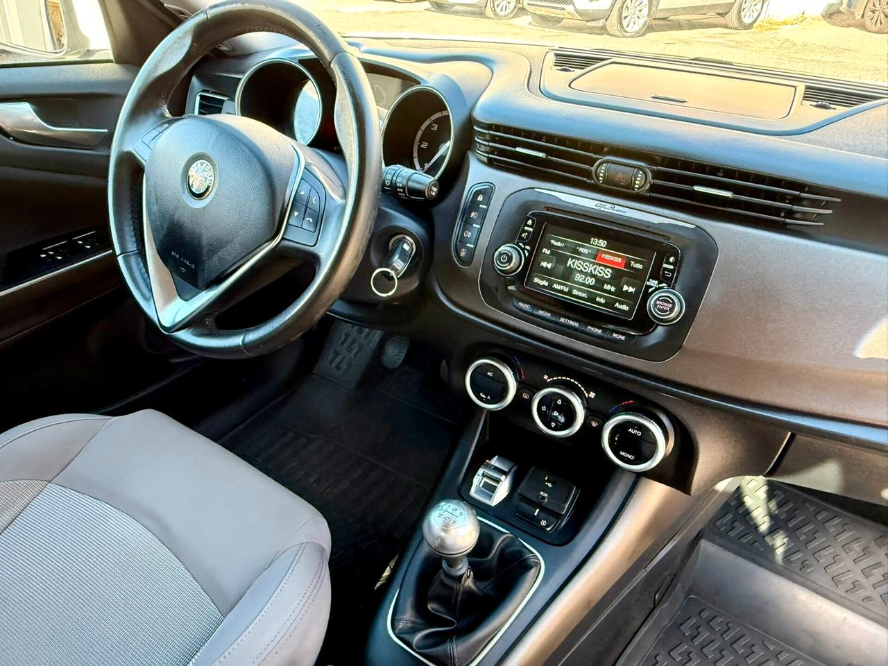 Alfa Romeo Giulietta 1.6 JTDm-2 105 CV Exclusive