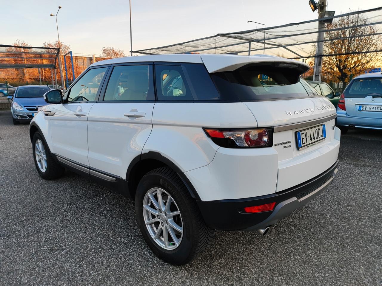 Land Rover Range Evoque 2.2 TD4 5p. Pure Automatica