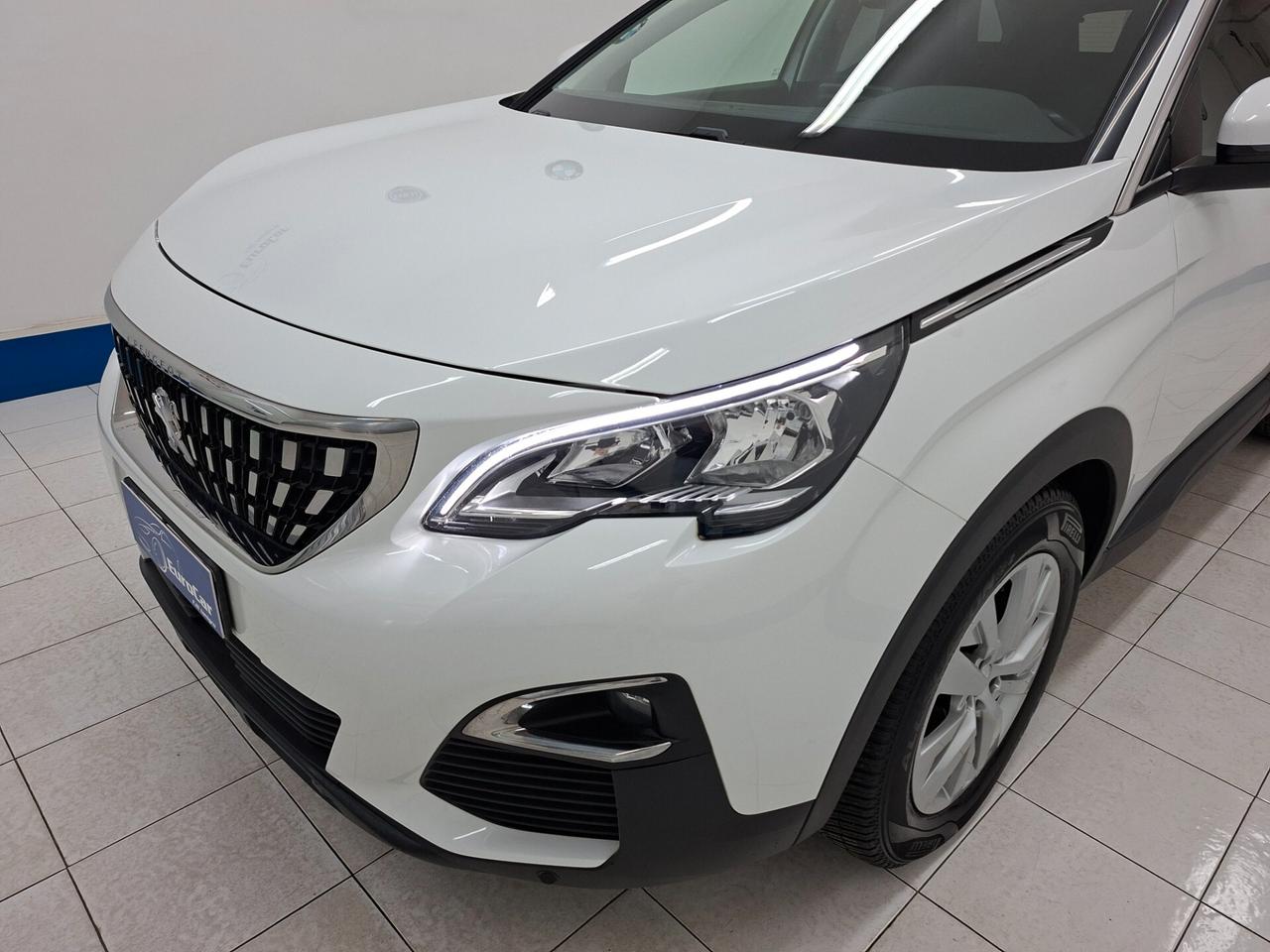 Peugeot 3008 Business 1.5 BlueHDi 130cv