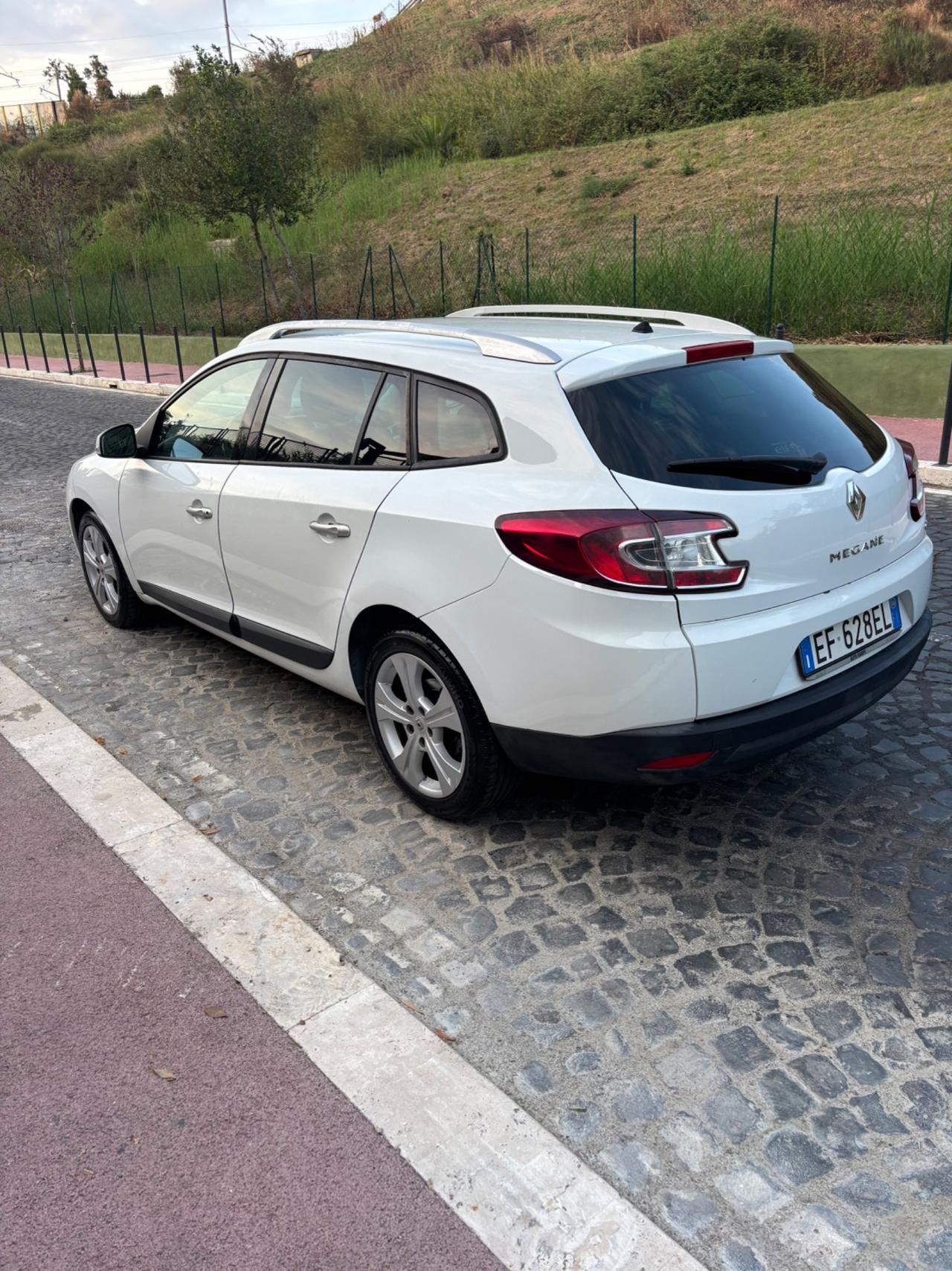Renault Megane Mégane 1.5 dCi 110CV SporTour Confort