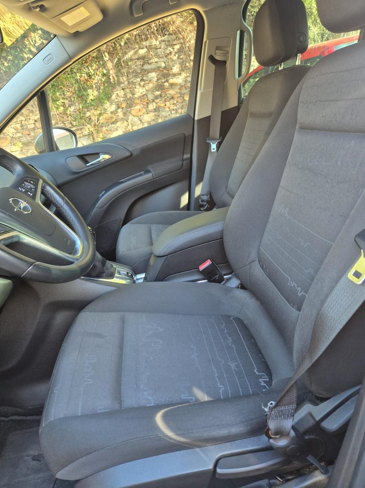 Ford Tourneo Connect 1.5 TDCi 120 CV Titanium