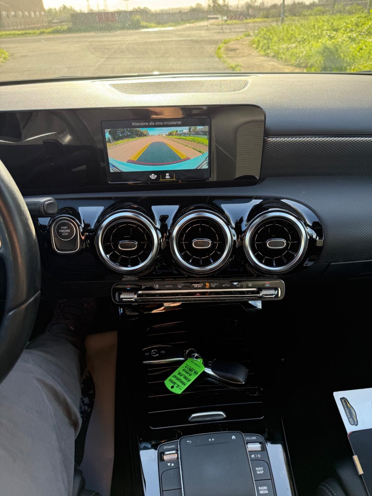 Mercedes-benz A 250 e Automatic EQ-Power Business