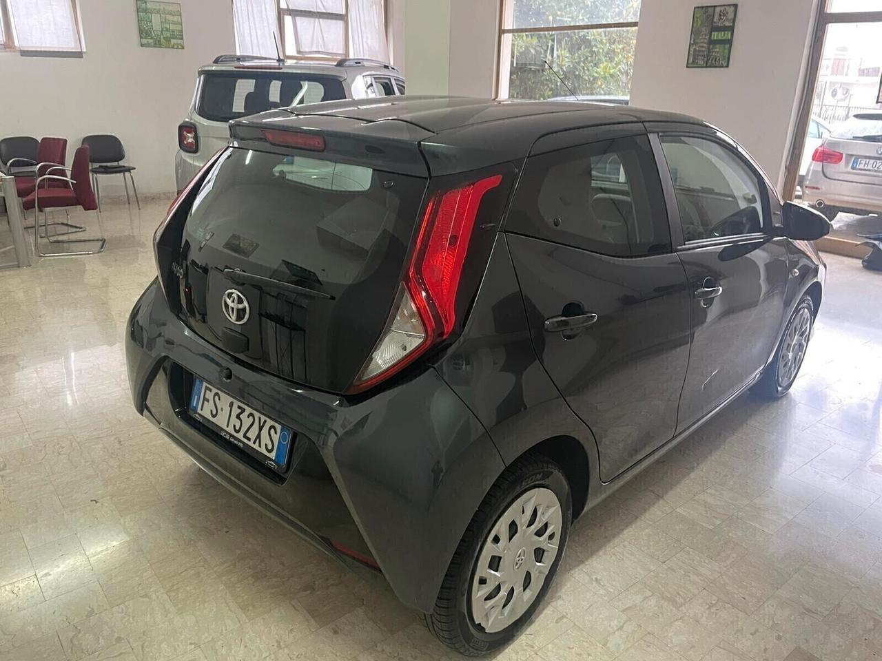 TOYOTA AYGO 1.0 VVT-i 72 CV 5P 96.000 KM