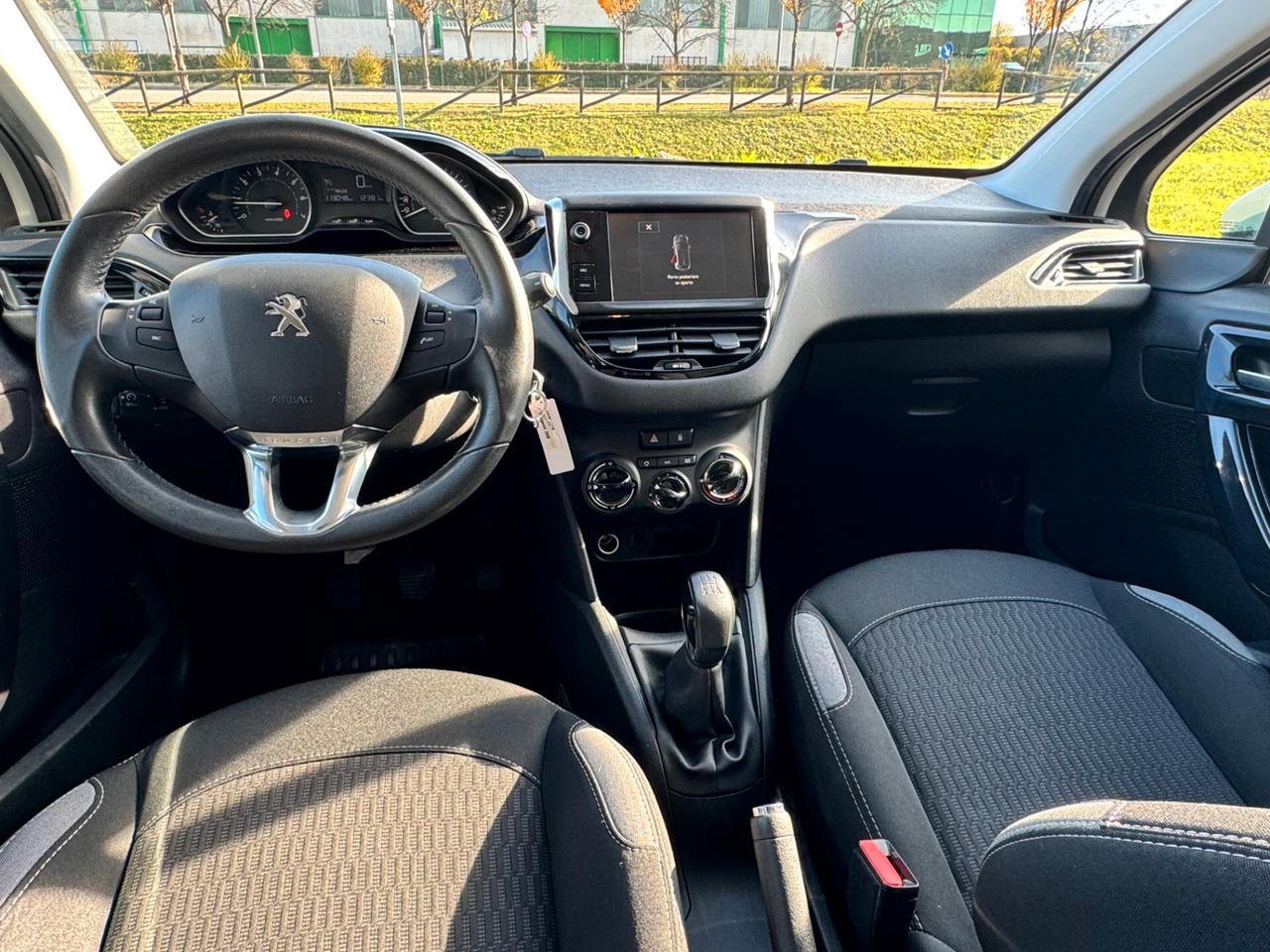 Peugeot 208 Neopatentati