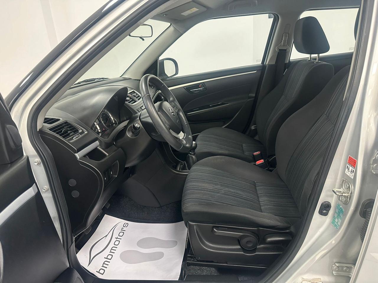 Suzuki Swift 1.2 VVT 4WD 5 porte B-Cool Bi-Color