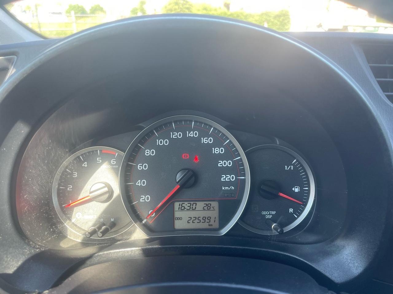 Toyota Yaris 1.4 D-4D 5 porte Lounge