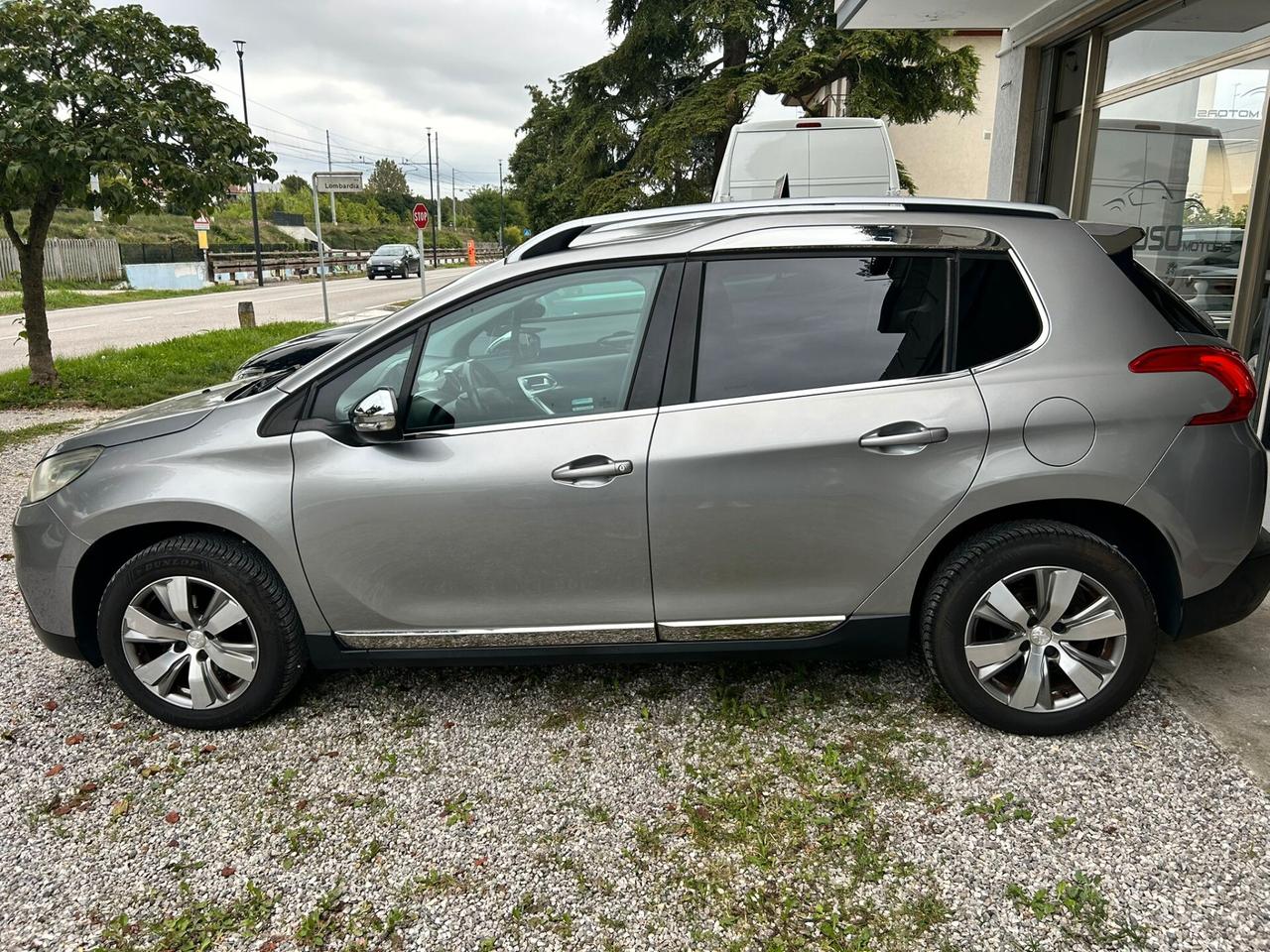 Peugeot 2008 PureTech 82 Allure