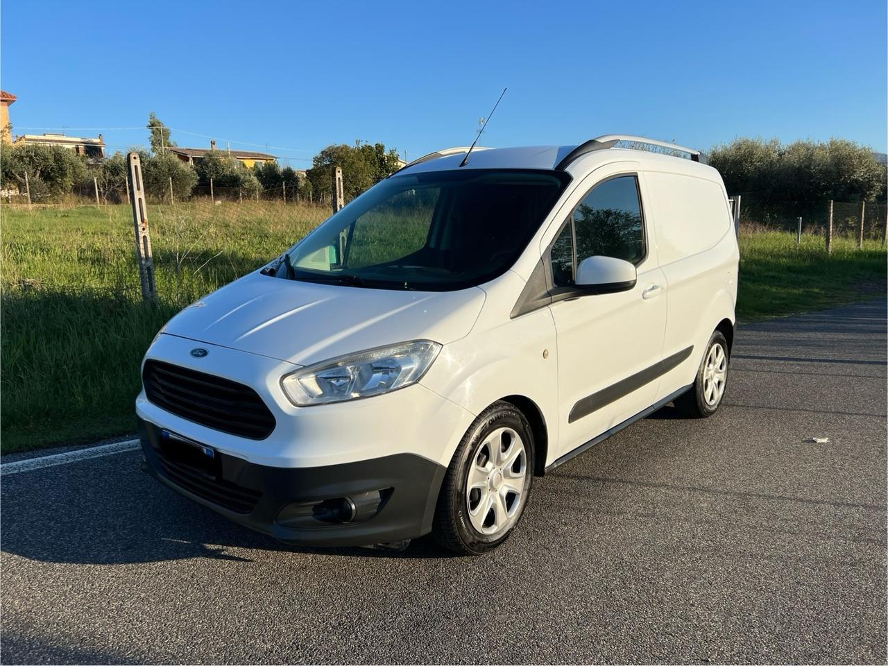 Ford Transit Courier Transit Courier 1.5 TDCi 75CV Van Trend