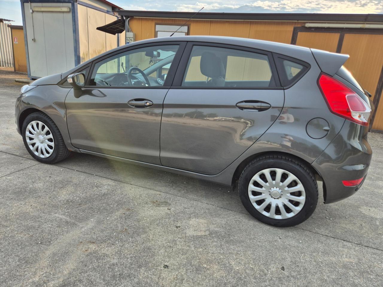 Ford Fiesta 1.5 TDCi 75CV 5 porte ST-Line