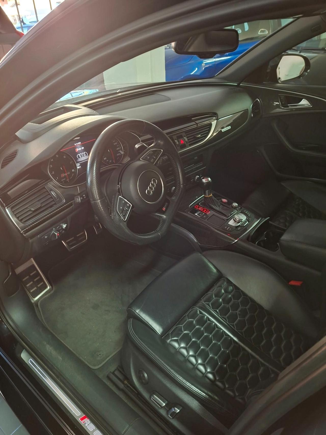 Audi A6 RS 6 Avant 4.0 TFSI quattro tiptronic performance