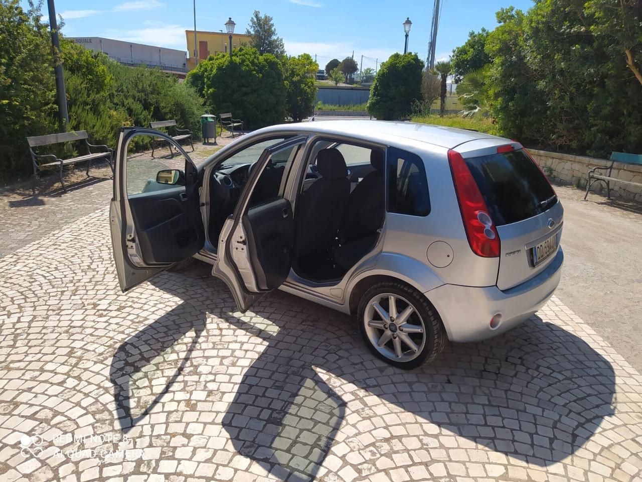 Ford Fiesta 1.2 16V 5p. Ghia