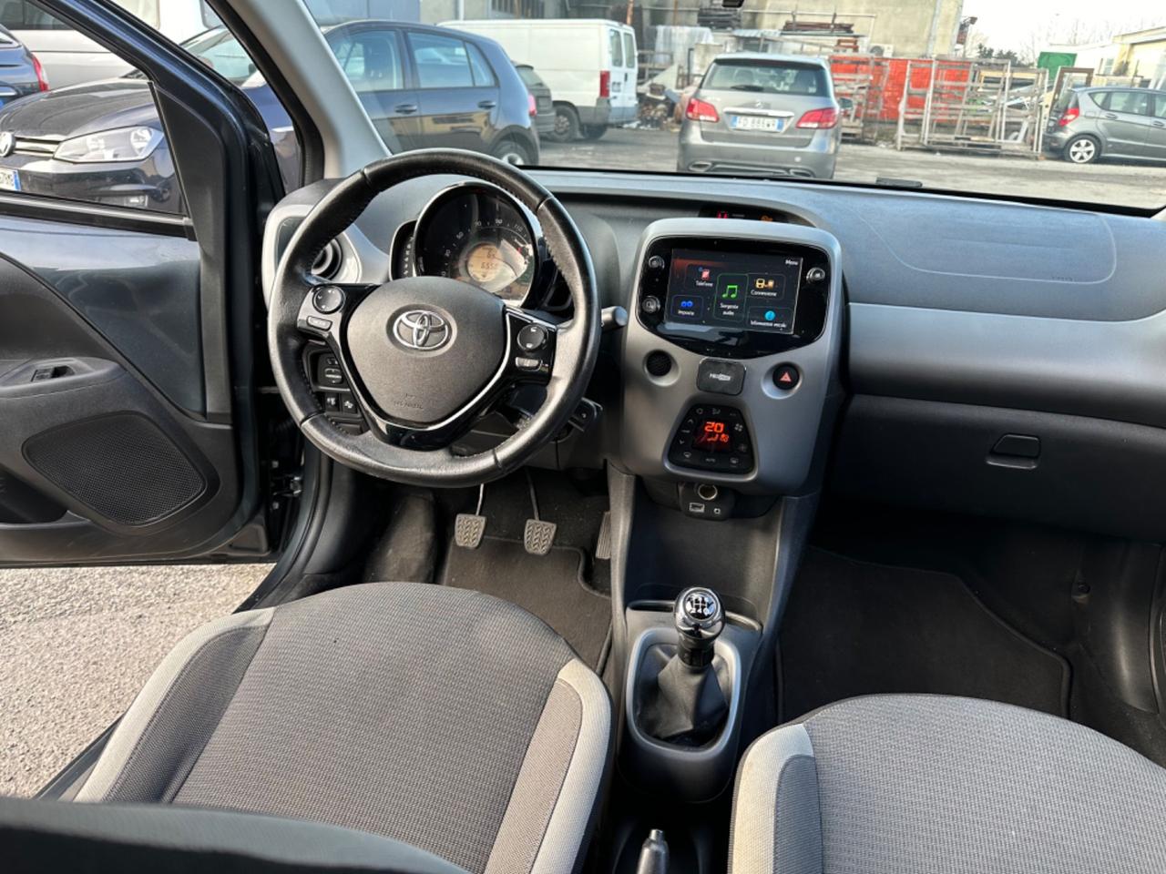 Toyota Aygo Connect 1.0 BENZ NEOPATENTATI