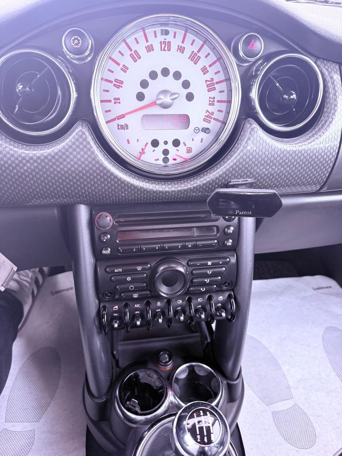 Mini 1.6 16V Cooper Ok neopatentati