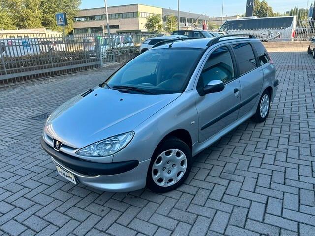 Peugeot 206 1.4 SW Sweet Years