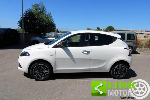 LANCIA Ypsilon 1.0 FireFly 5 porte S&S Hybrid Alberta Ferretti