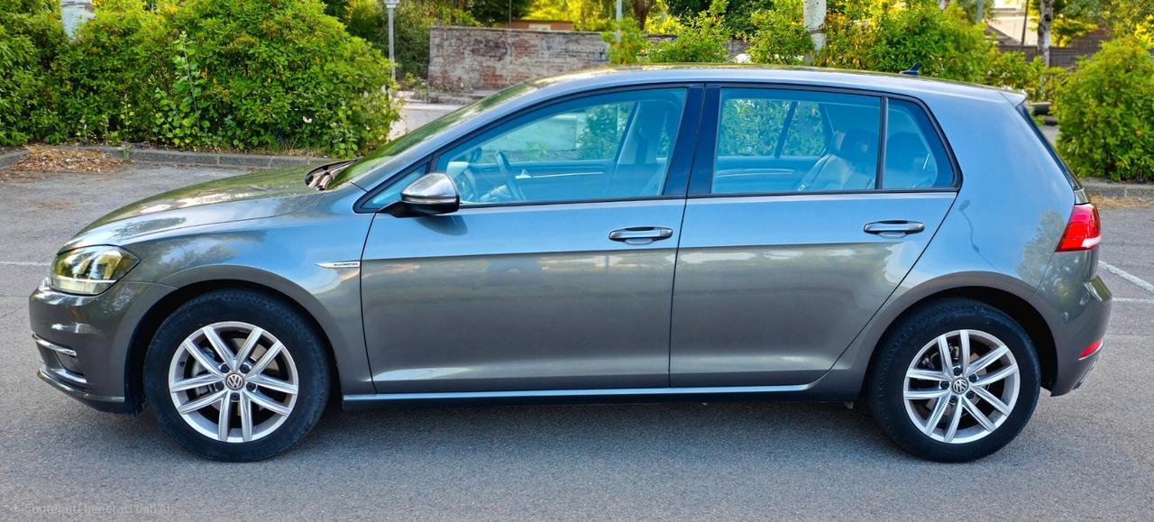 Golf 7.5 TGI EXCUTIVE TOP GAMMA METANO FULL OPTIONAL GARANTITA 24 MESI