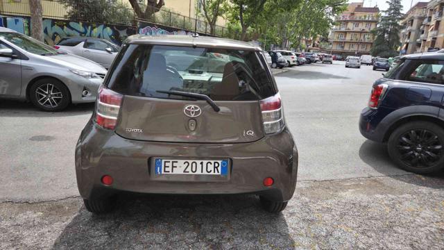 TOYOTA iQ 1.0 Sol