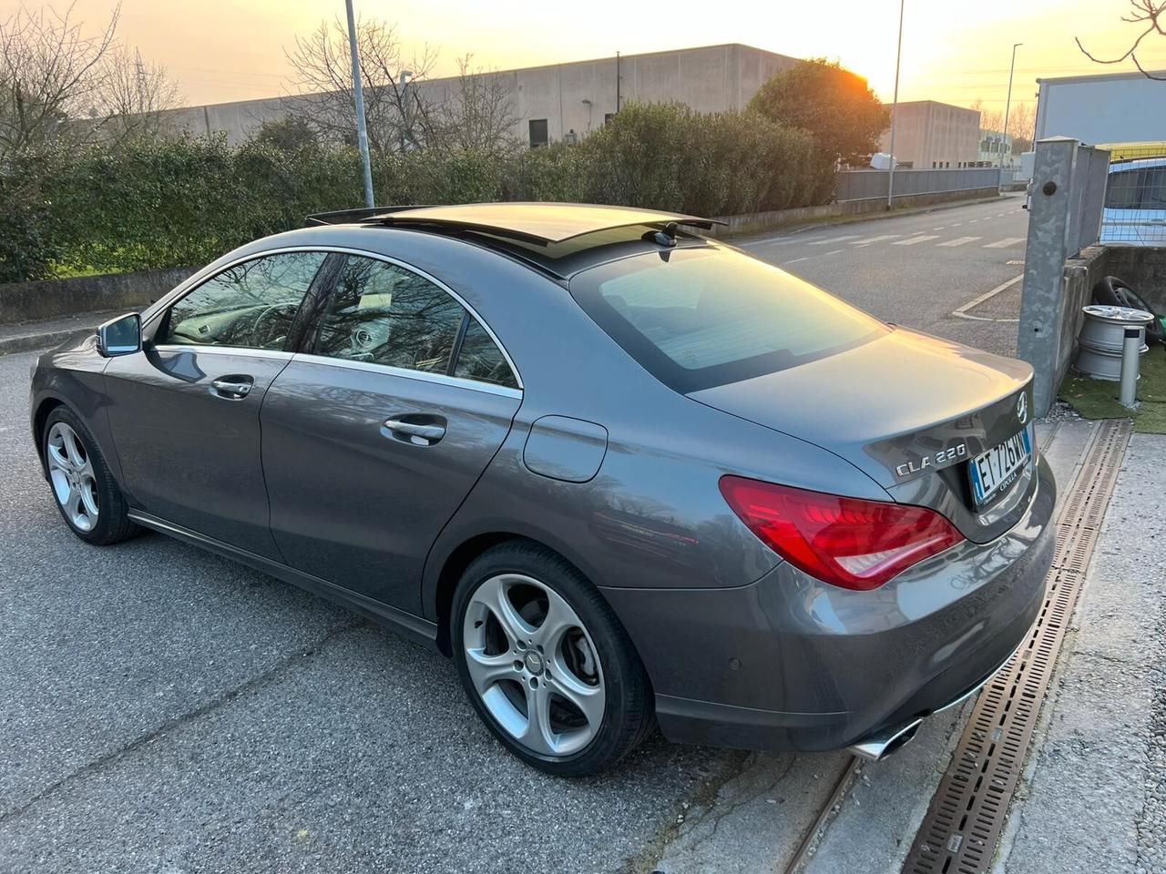 Mercedes-benz CLA 220 d Automatic Premium AMG