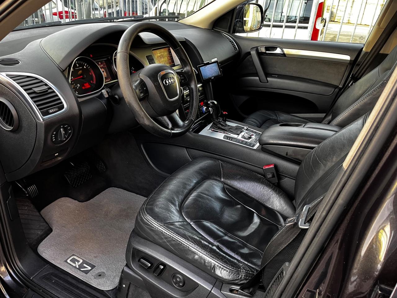 Audi Q7 3.0 V6 TDI GANCIO TRAINO quattro tiptronic