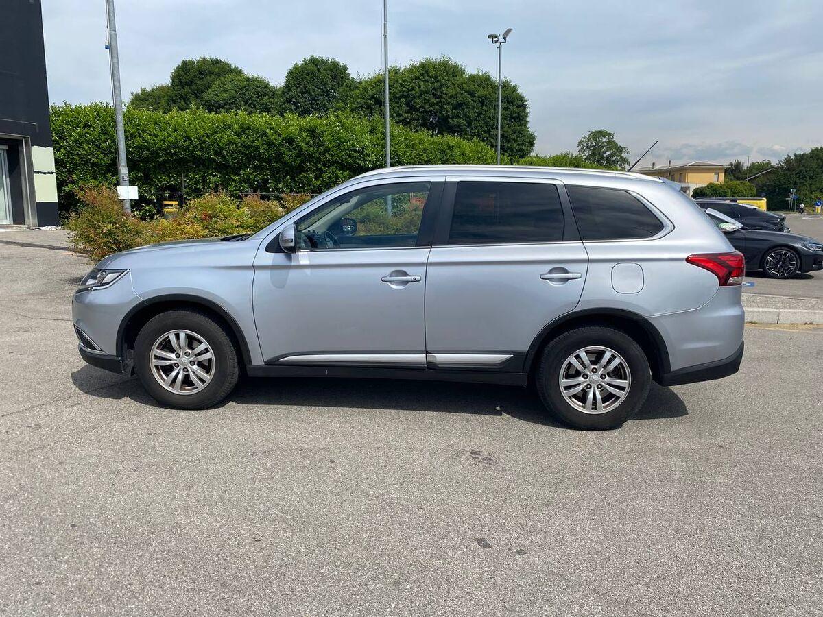 Mitsubishi Outlander Outlander 2.2 Intense awd 5p.ti