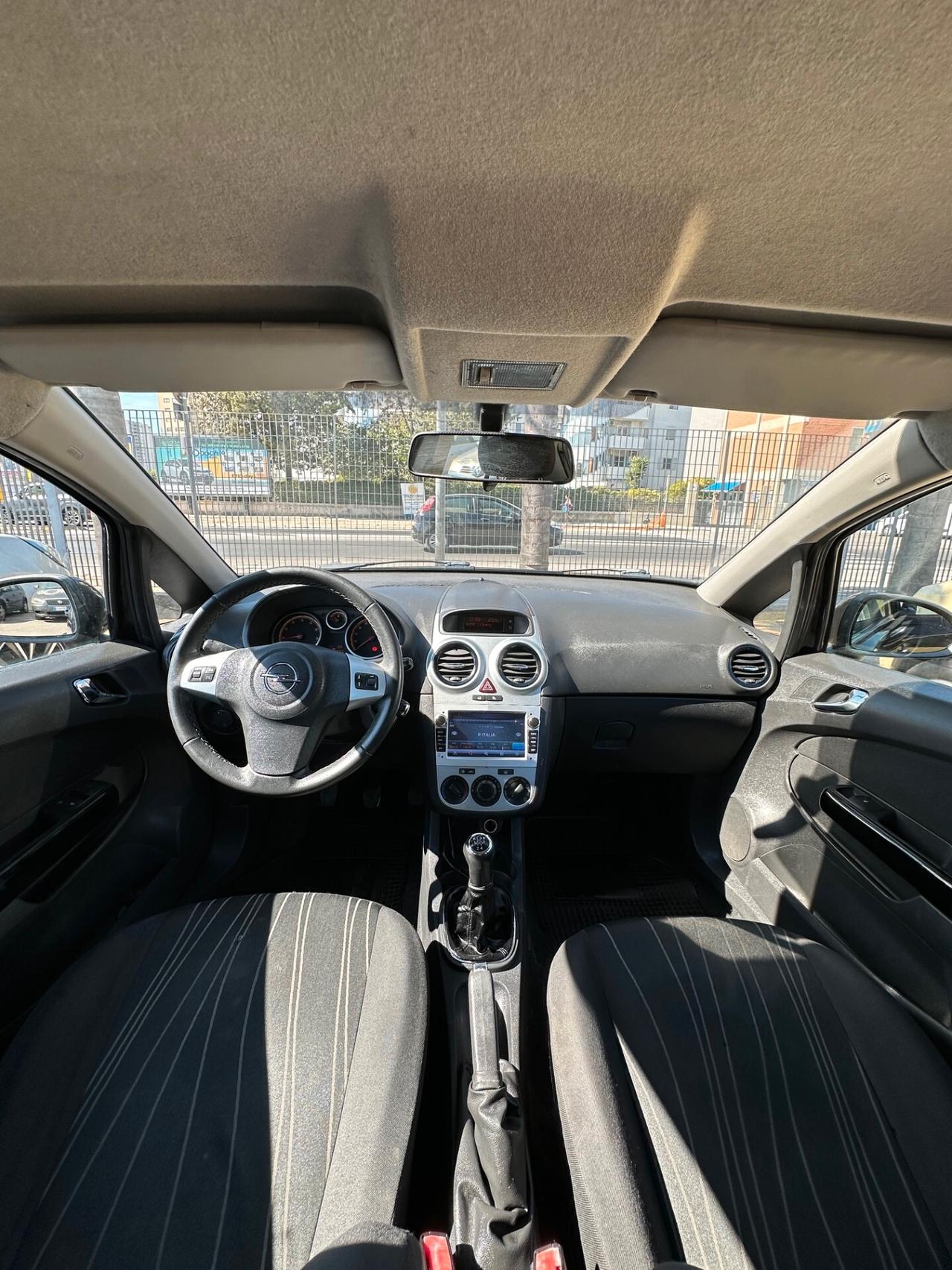 OPEL CORSA 1.2 GPL 2010 OK NEOPATENTATI