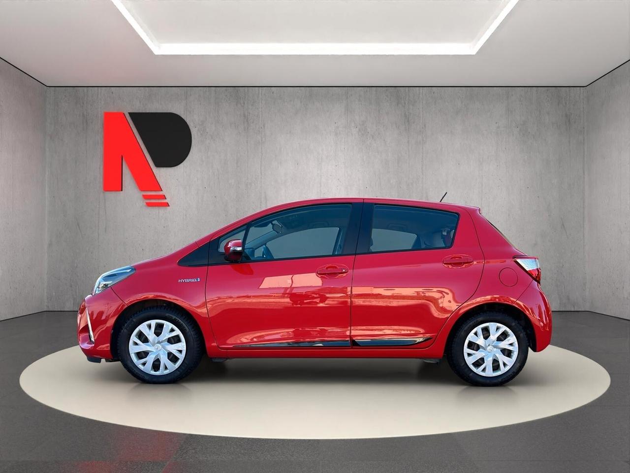 Toyota Yaris 1.5 Hybrid 5 porte Business