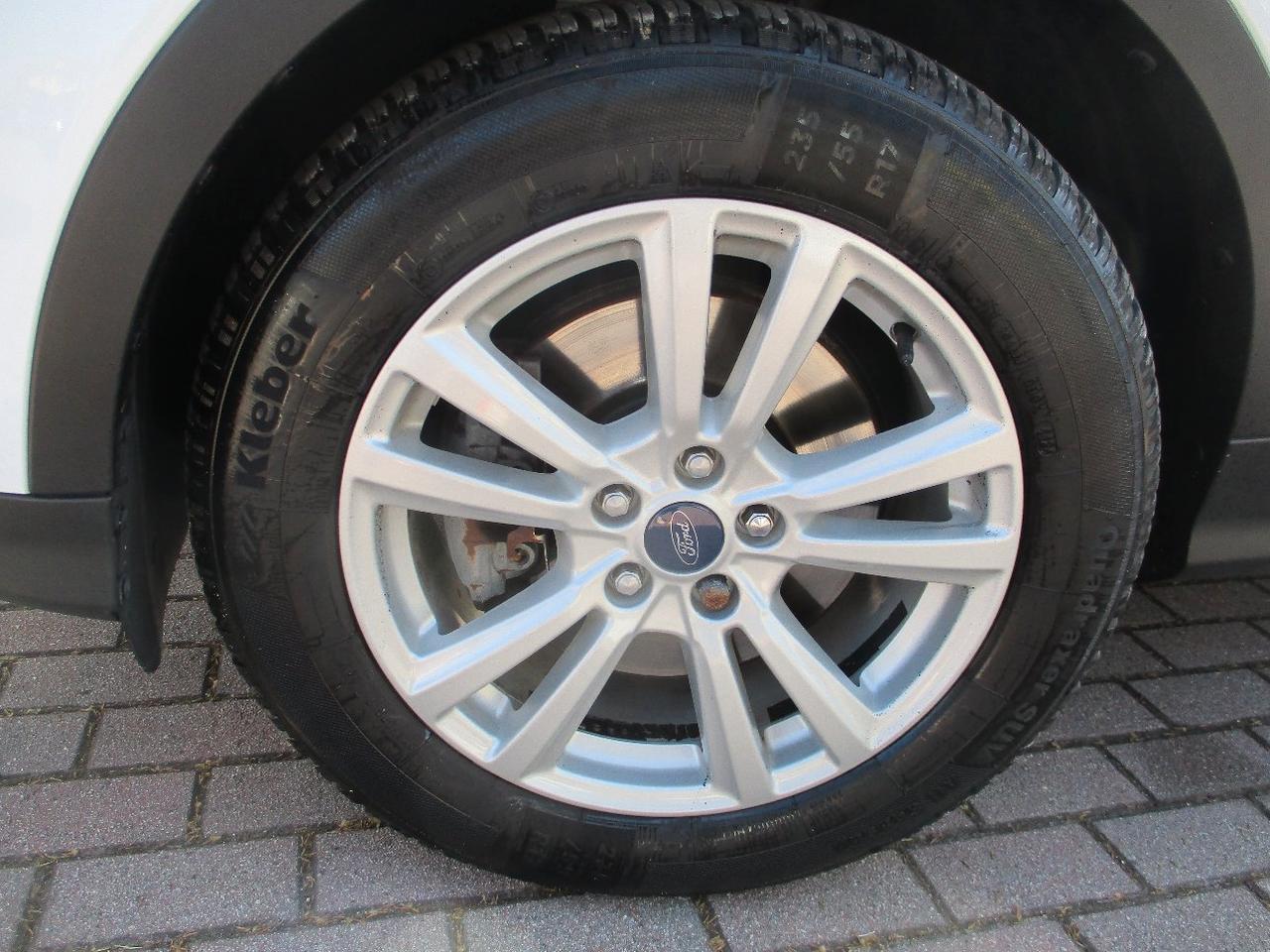 Ford Kuga 1.5 tdci Business s&s 2wd 120cv powershift