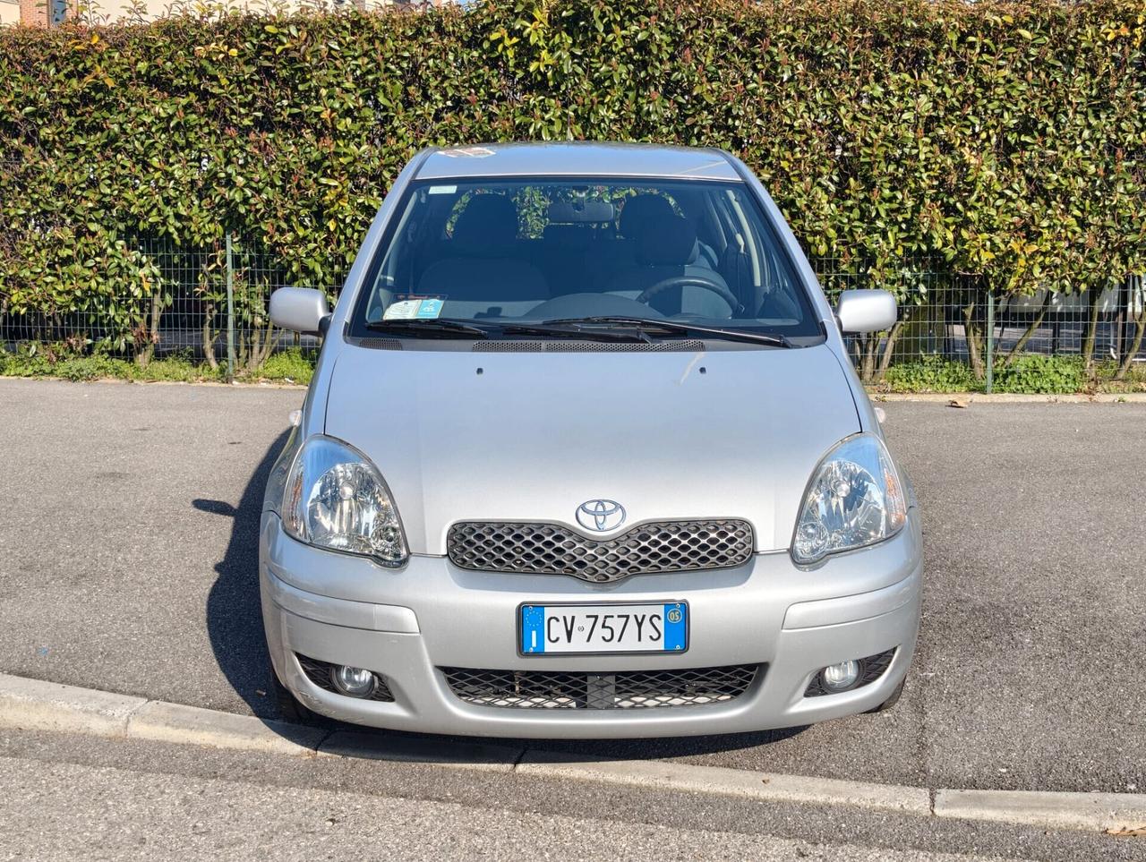 Toyota Yaris 1.0i 16V cat 5 porte Expo