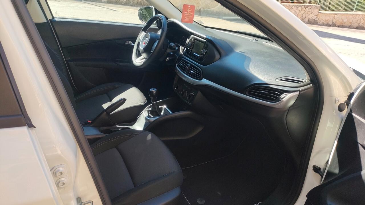 Fiat Tipo 1.3 Mjt S&S 5 porte Easy