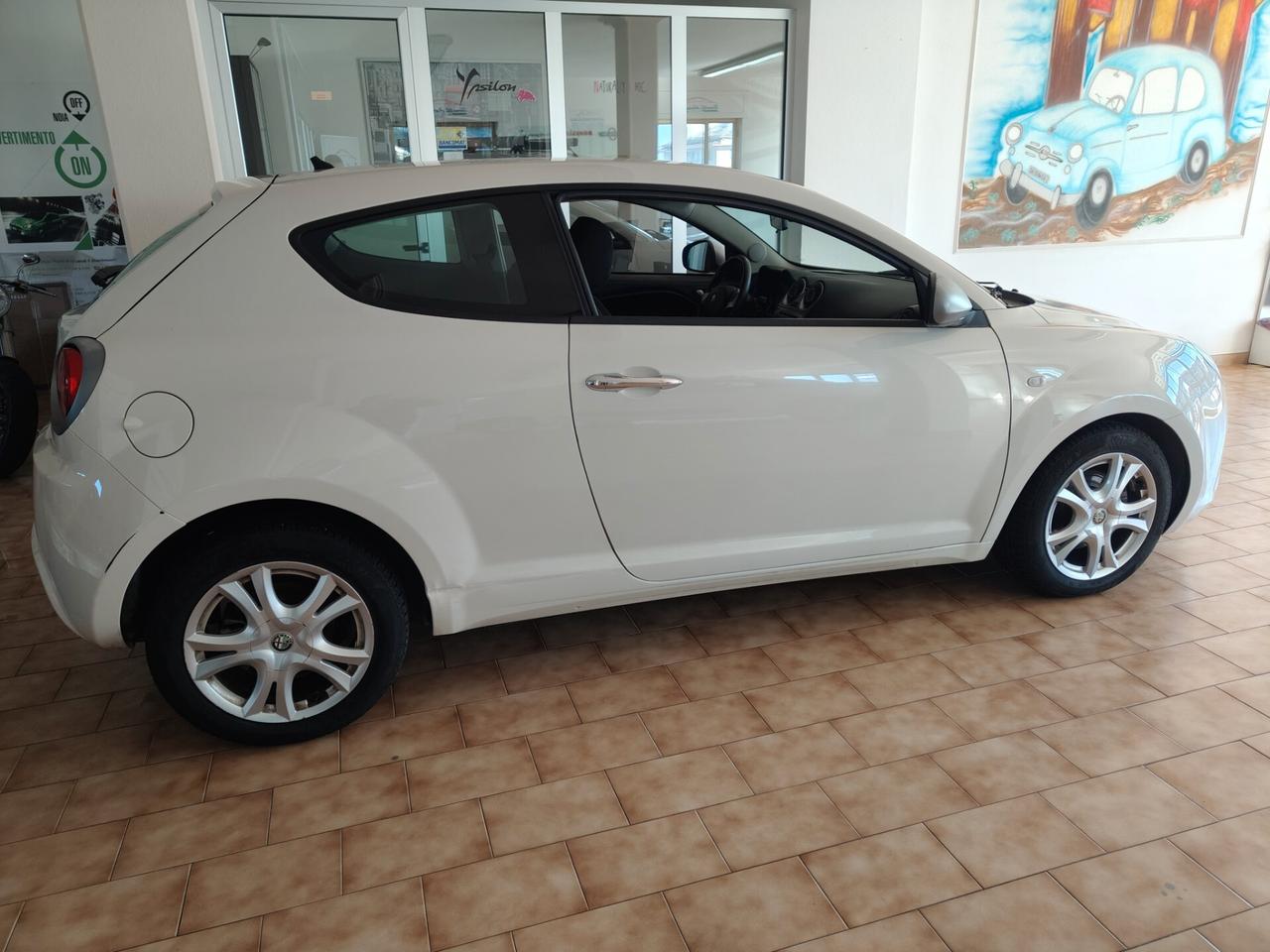 Alfa Romeo MiTo 1.3 JTDm-2 95 CV S&S Distinctive