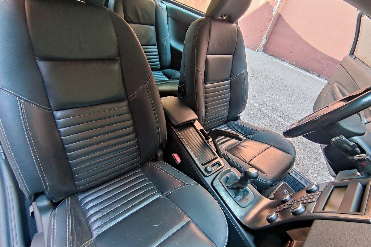 VOLVO C30 D3 R-design