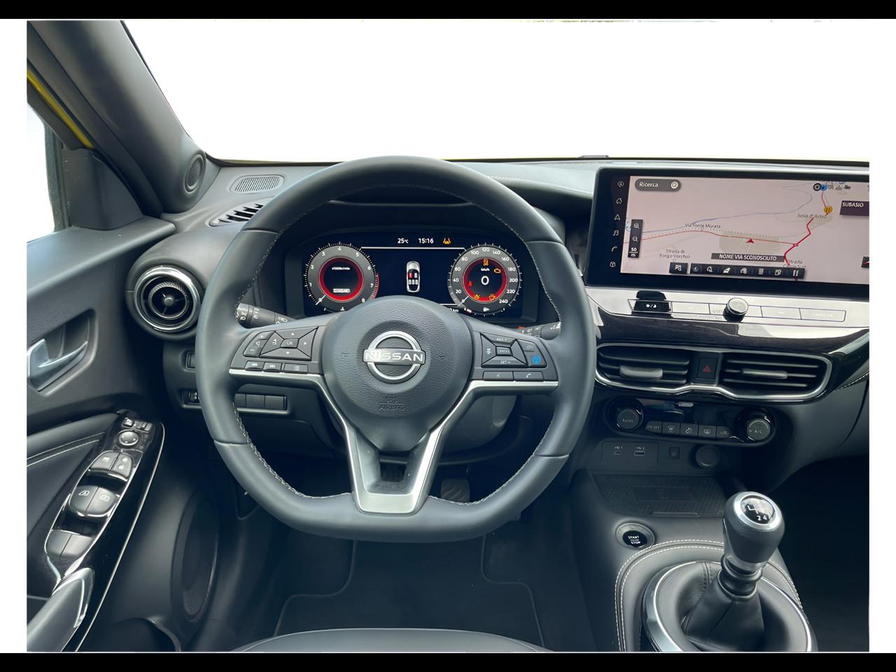 NISSAN JUKE TEKNA MT
