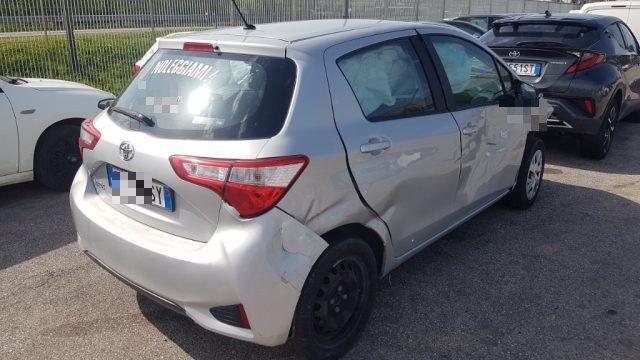 TOYOTA Yaris 1.0 5 porte